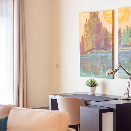 Comfortable & Quiet 3br Near Metro By Lovelystay 아파트