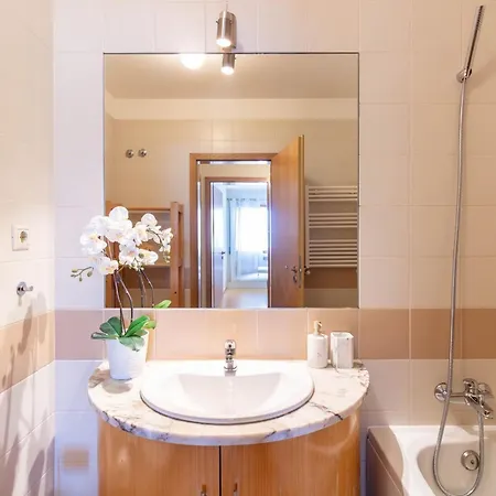 Comfortable & Quiet 3br Near Metro By Lovelystay Lejlighed
